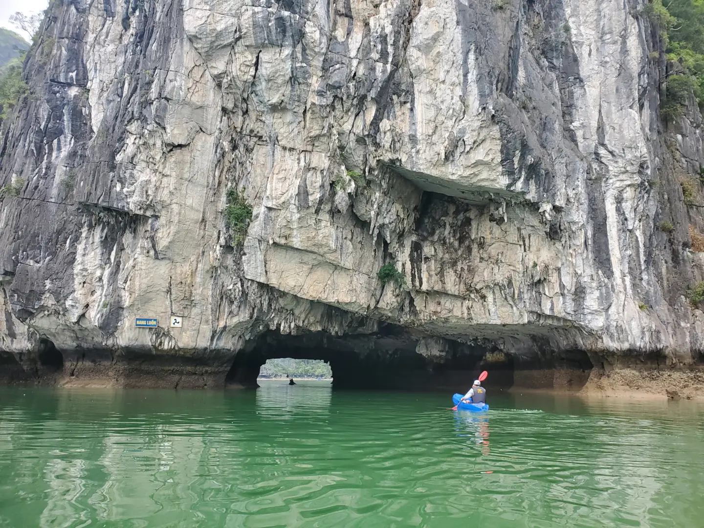 Ha Long Bay 